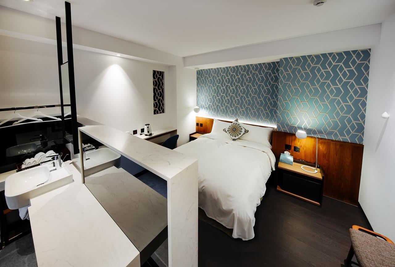 Check Inn Taichung Zhongshan Екстериор снимка
